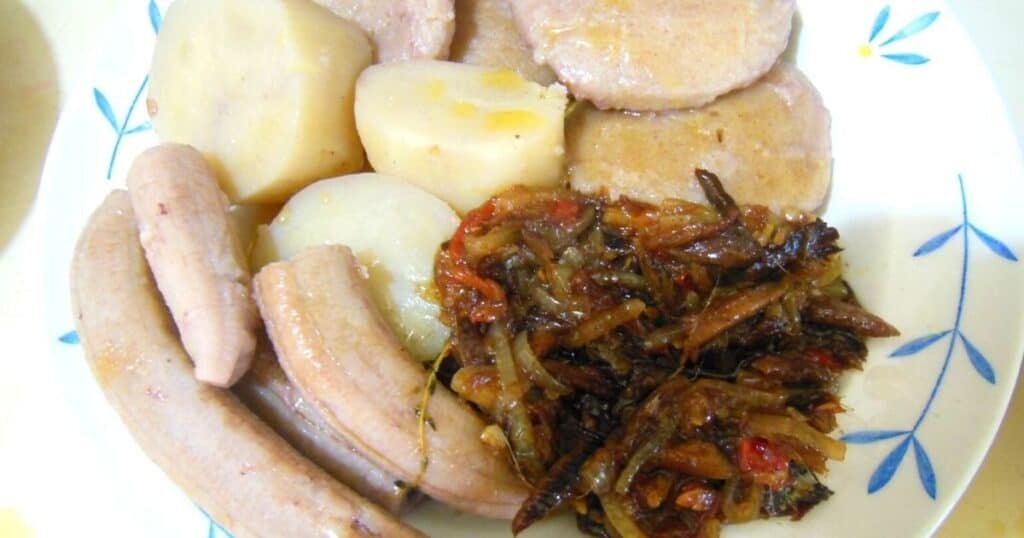 Red-Herring-with-Boiled-Food